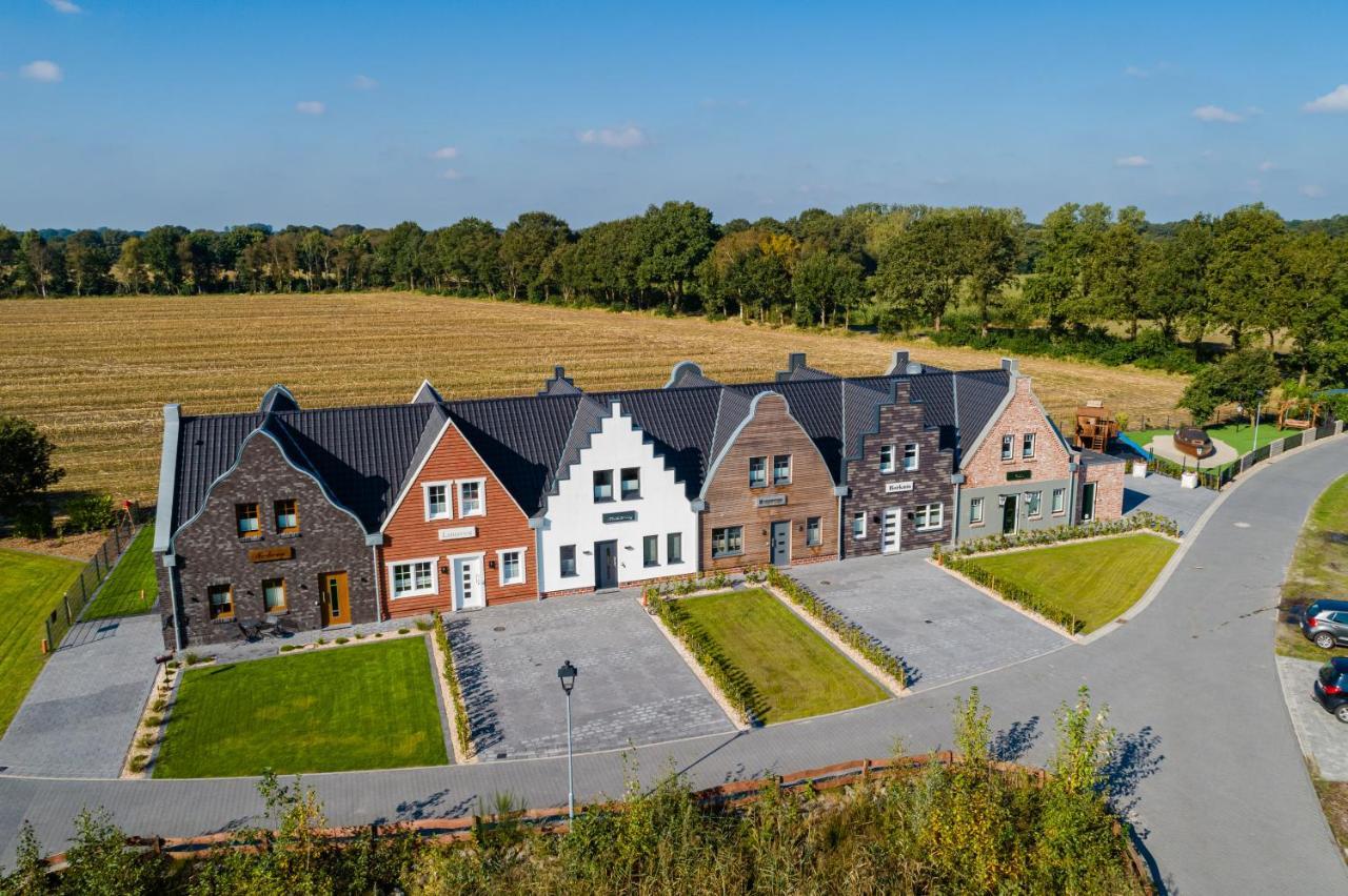 Ferienpark Harkebruegge Haus Juist Barssel  エクステリア 写真