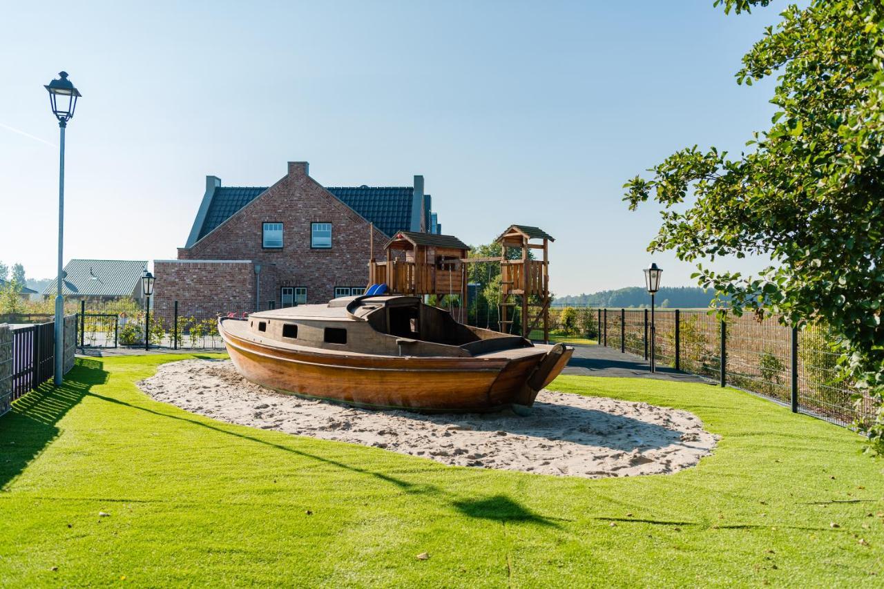Ferienpark Harkebruegge Haus Juist Barssel  エクステリア 写真