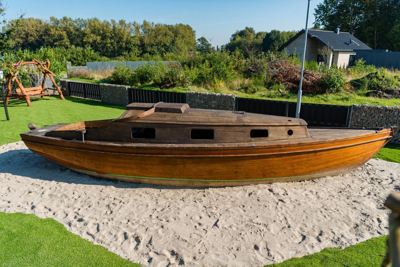 Ferienpark Harkebruegge Haus Juist Barssel  エクステリア 写真